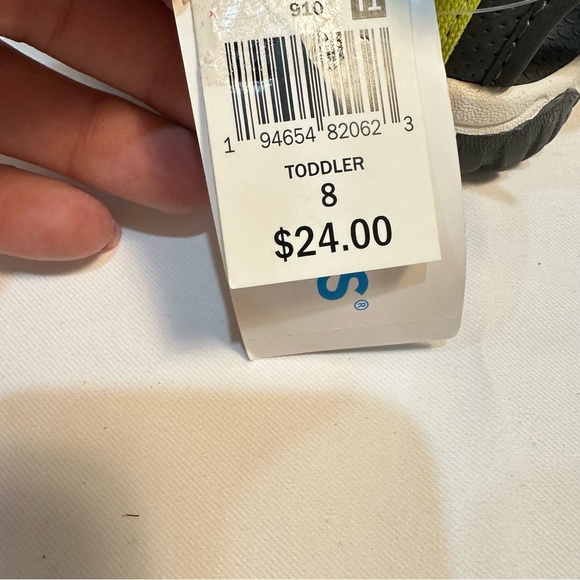 Toddler Carters Shoes - Picture 8 of 8